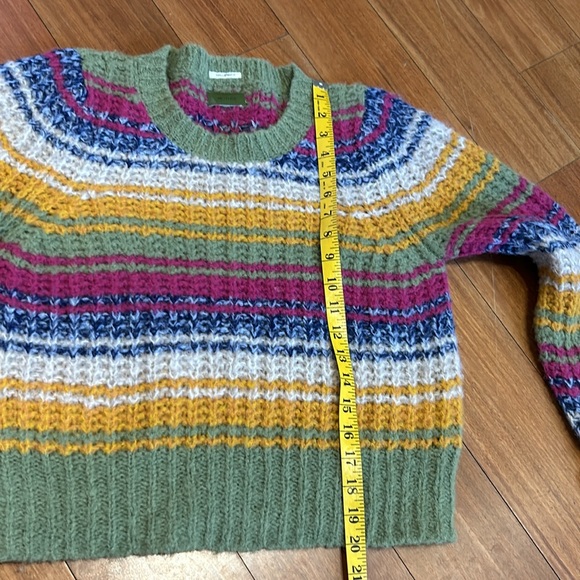 Mother Alpaca Multicolor Puff Sleeve Crop Sweater - Picture 11 of 12